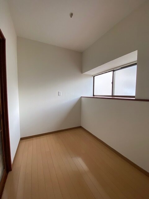 サービスルーム